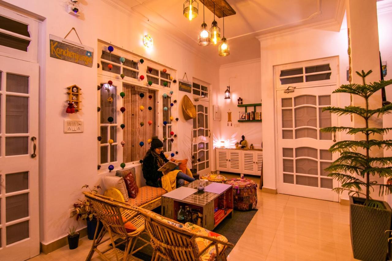 Parvatah Villa Bir  Exterior photo