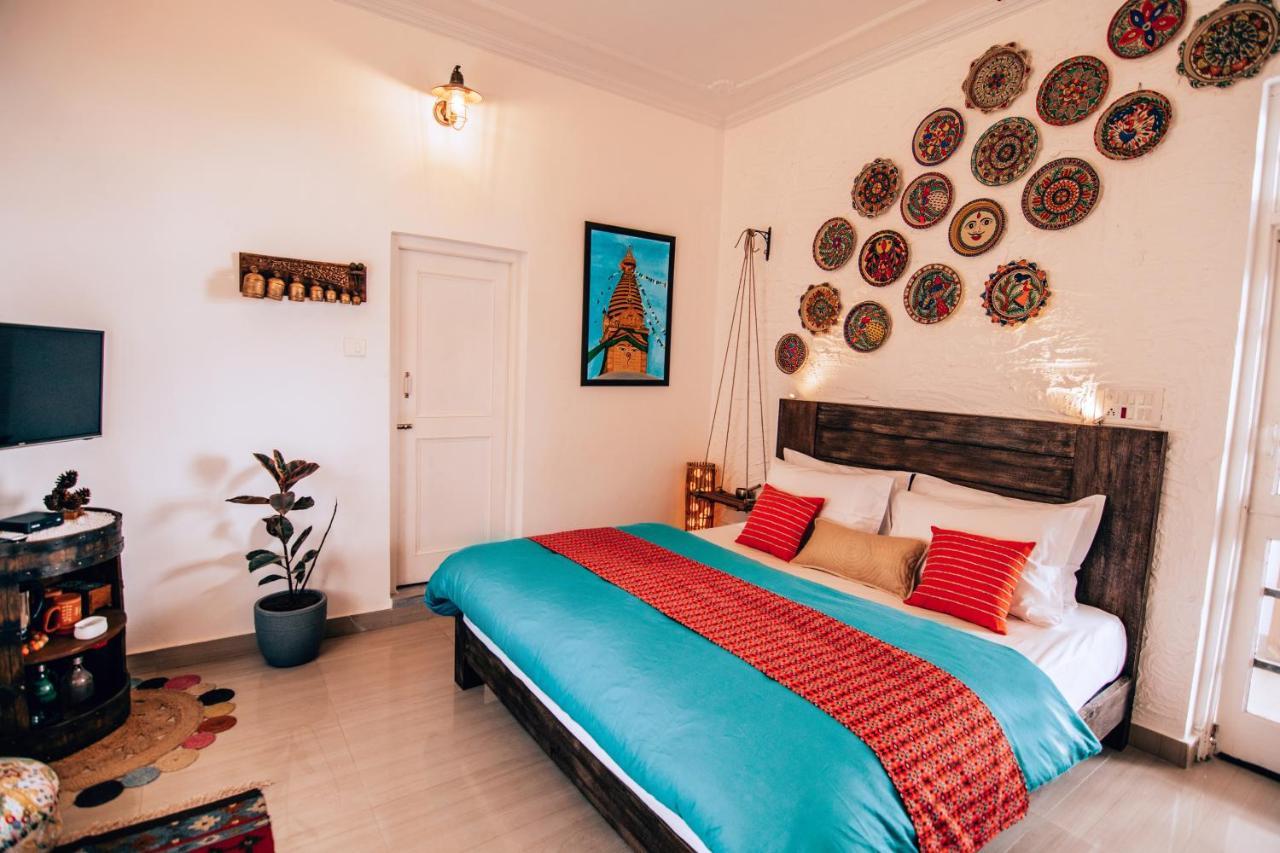 Parvatah Villa Bir  Exterior photo